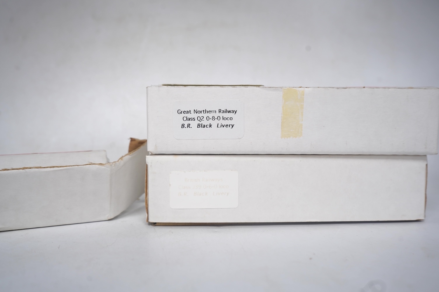 Three boxed Union Mills Models N gauge railway BR locomotives; a Class B12/3, 61572, a Class J39, 64736, and a Class Q2, 63344. Condition - good.